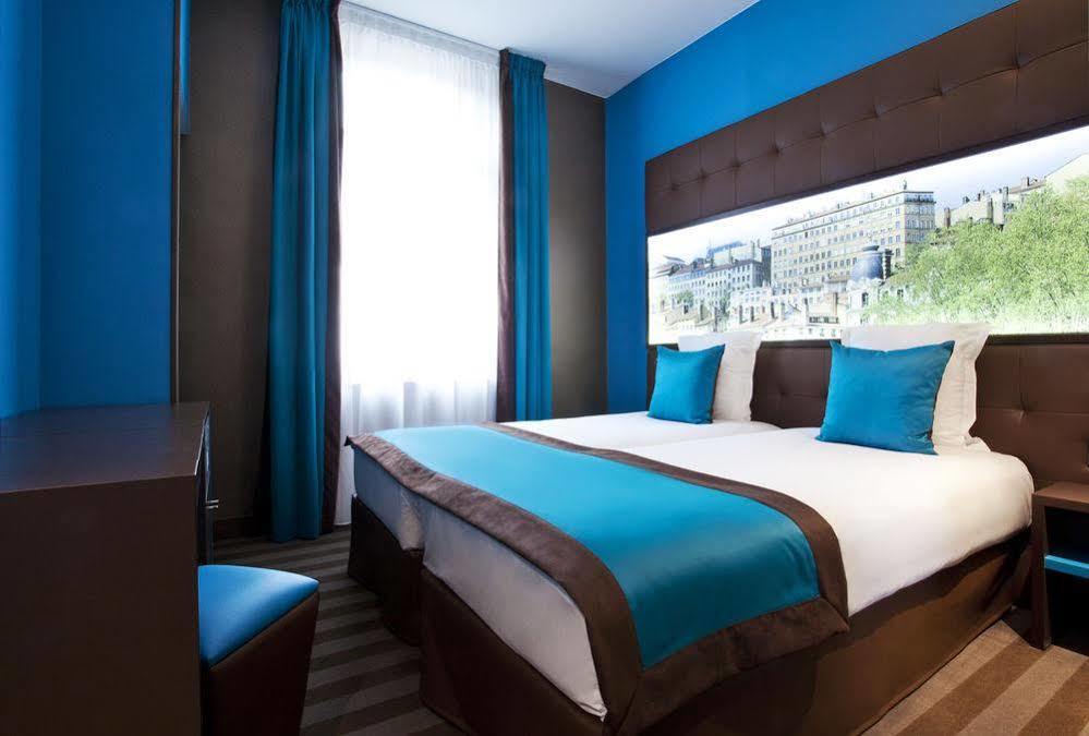 Hotel Des Savoies Lyon Perrache Bagian luar foto